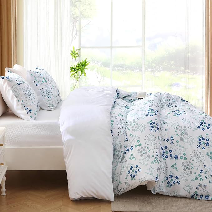 MUXHOMO Duvet Cover Queen Size, Reversible Floral Vintage Duvet Cover Set with Zipper Closure, 3 Pieces Botanical Patterns Soft Microfiber Bedding Set (90"x90", 2 Pillow Cases, Small Blue Flower)