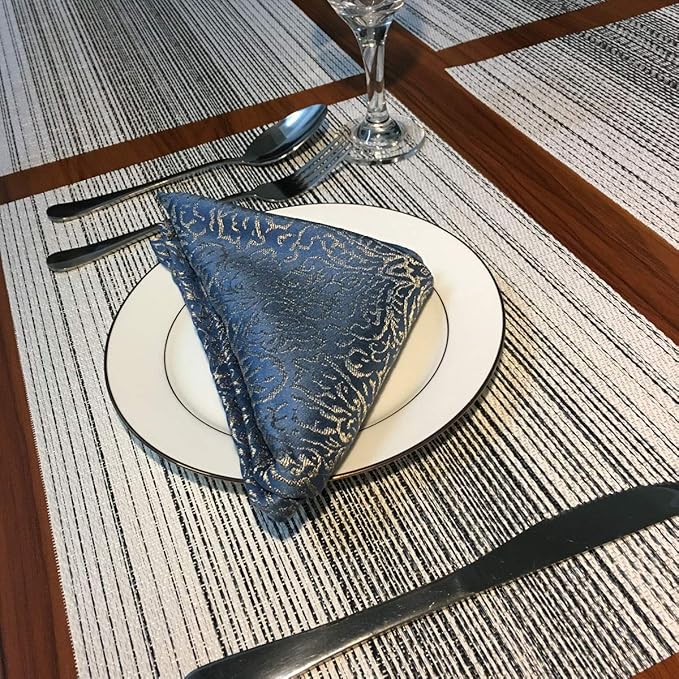 Placemat,Blending Color Durable Woven Vinyl Placemat Washable Heat-Resistant Anti-Skid Kitchen Dining Table Mats (Set of 4, Black with White)