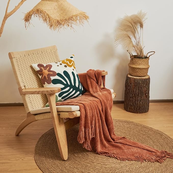 lifein 18x18 Pillow Covers-Throw Pillow Cover,Tufted Boho Jacquard Pillow Covers,Farmhouse Decorative Pillow Cover,Pillow Cases for Gift,Couch,Sofa,Bed,Chair,Living Room,Home Decor(18x18inch)