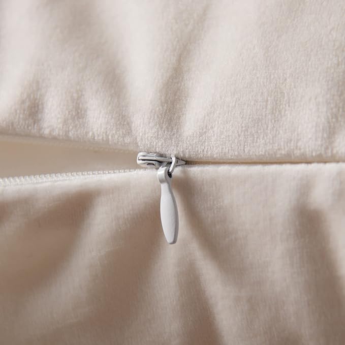 lifein 18x18 Throw Pillow Cover Set of 2, Boho Square Pillow Cover,Farmhouse Decorative Pillowcase,Pillow Case for Couch,Sofa,Bed,Chair,Room,Home Decor,Christmas(18x18in,Cream/White)