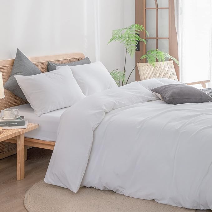 BESTOUCH Duvet Cover Set 100% Washed Cotton Linen Feel Super Soft Comfortable Chic Lightweight 3 PCs Home Bedding Set Solid Bright White Cal King