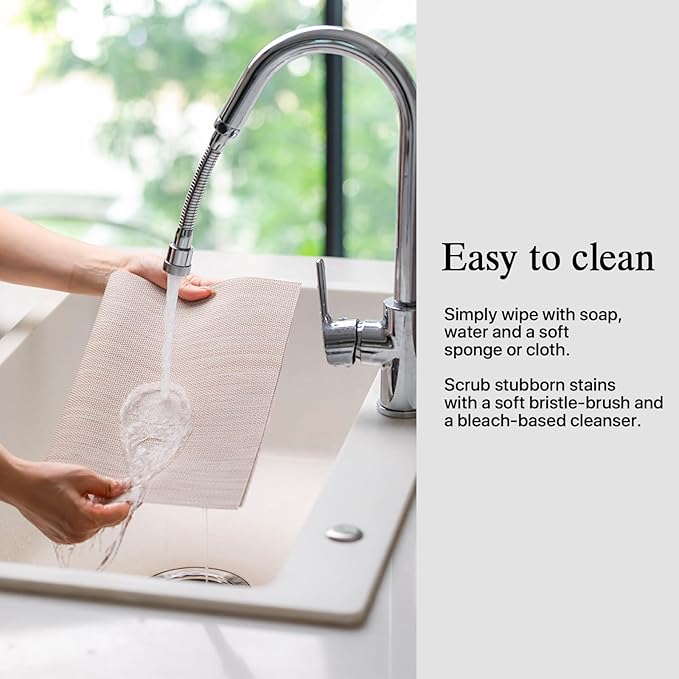 Placemats Set of 8 - Easy Clean Woven Vinyl Placemats for Dining Table, Indoor/Outdoor Place Mats, Washable PVC Table Mats（Beige）