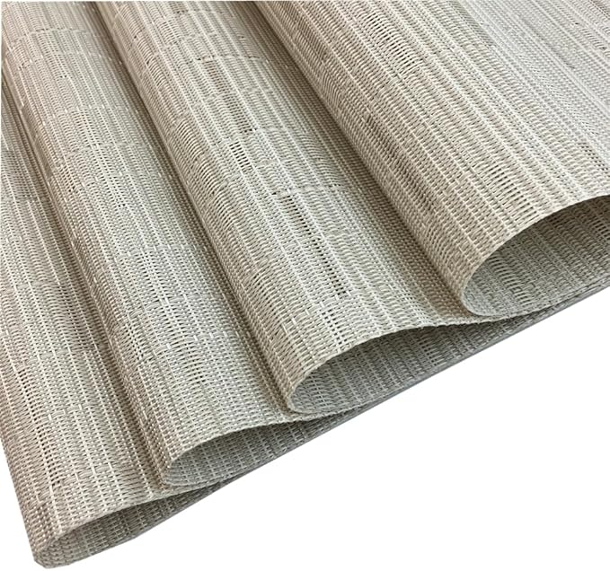 WAZAIGUR Placemats Set of 4 for Dining Table Heat-Resistant Washable Place Mats Woven Vinyl Kitchen Table Mats Easy to Clean,Cream
