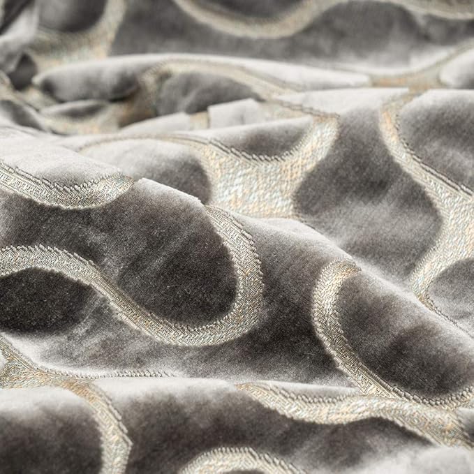 Yangest Silver Grey Square Throw Pillow Cover Wavy Velvet Cushion Cover Modern Zippered Pillowcase for Sofa Couch Bedroom Living Room Chair, 20 x 20 Inch