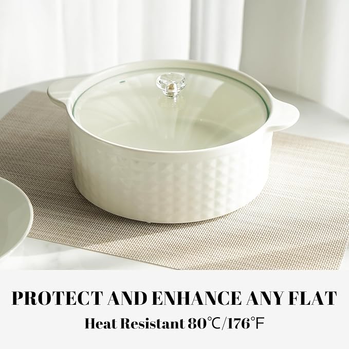 Placemats Set of 4 Vinyl/Plastic Woven Place Mats for Kitchen Table Indoor/Outdoor Washable Placemat Wipeable Dining Table Mats (Beige,4)