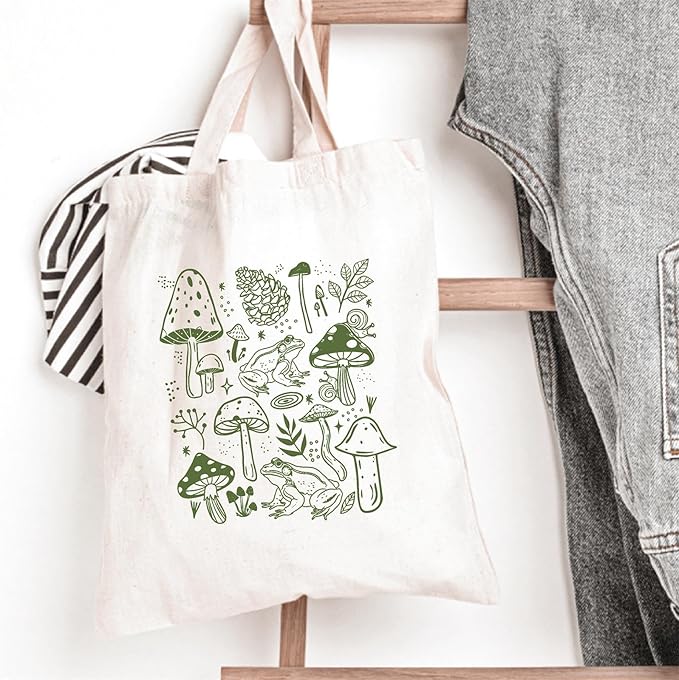 Mushroom Frog Tote Bag Cute Frogs Funny Canvas Bag Aesthetic Cotton Canvas Tote Bag for Women Gift Reusable Grocery Bag Shopping Beach Shoulder Bag
