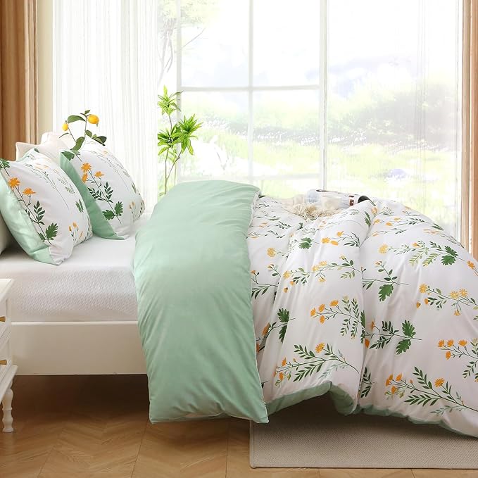 Duvet Cover King Size, Reversible Floral Vintage Duvet Cover Set with Zipper Closure, 3 Pieces Botanical Patterns Soft Microfiber Bedding Set (90"x104", 2 Pillow Cases, Honeysuckle Green White)
