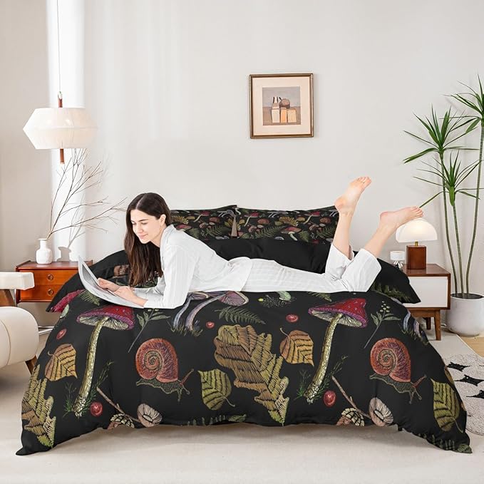 Wild Mushroom Duvet Cover Set Burgundy Plant Fall Thanksgiving Leaves Bedding Set for Kids Farmhouse Style Snail Print Comforter Cover Soft Polyester Quilt Cover 2 Pillow Case Full,No Comforter