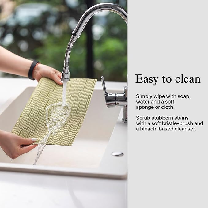 Placemats Set of 8 - Easy Clean Woven Vinyl Placemats for Dining Table, Indoor/Outdoor Place Mats, Washable PVC Table Mats （Pea Green）