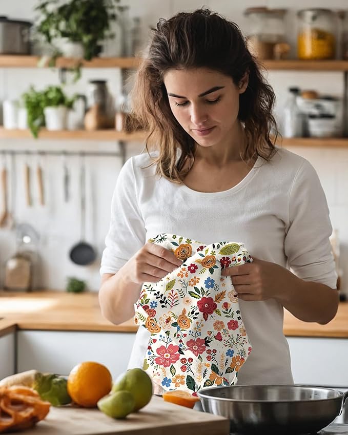 Microfiber Kitchen Towels - Set of 2 Dish Towels for Kitchen 18 x 26 Inch Home Decoration Red Flower Grass Cute Spring Hand Towels Soft & Absorbent Aesthetic Design