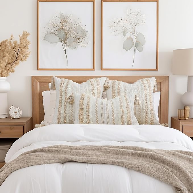 decorUhome Decorative Boho Throw Pillow Cover 18x18, Accent Neutral Textured Tufted Pillow Cover Striped for Couch Bed Sofa, Khaki and Cream White, Pack of 1