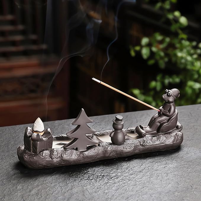 ChangWanna Christmas Frog Incense Burner - Xmas Incense Holder Ash Catcher, Ceramic Cone Backflow Incense Stand Smoke Fountain with 45 Sticks & 12 Cones, Frog Ornament for Aromatherapy/Yoga/Home Decor
