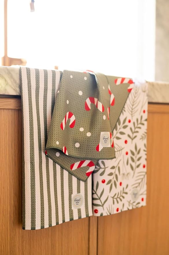 || 3 Pack|| Double Sided || Not Your Ordinary Dish Towels || Waffle Weave Microfiber|| Highly Absorbent || Hanging Loop || Dish Cloths || Modern || Designer Prints (Christmas Holly)