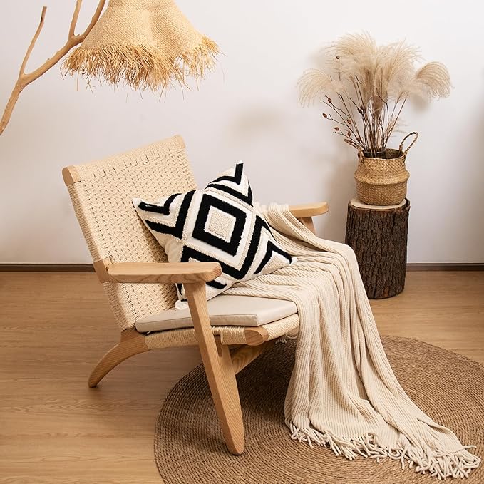 lifein 18x18 Pillow Covers-Throw Pillow Cover,Tufted Boho Jacquard Pillow Covers,Farmhouse Decorative Pillow Cover,Pillow Cases for Gift,Couch,Sofa,Bed,Chair,Living Room,Home Decor(18x18inch)