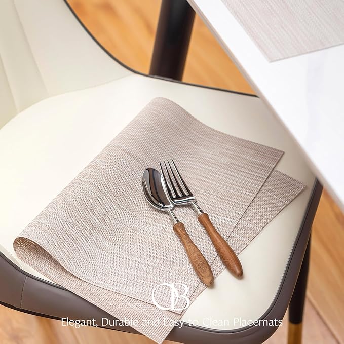Placemats Set of 4 - Easy Clean Woven Vinyl Placemats for Dining Table, Indoor/Outdoor Place Mats, Washable PVC Table Mats（Beige）