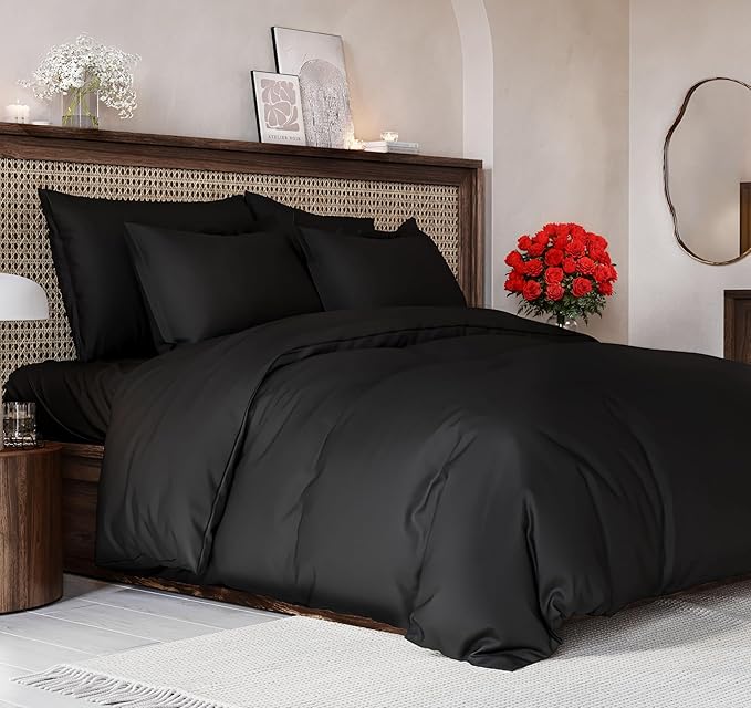 Duvet Cover Queen Size Set - Extra Soft Queen Size Duvet Cover 90 x 90 with 2 Pillow Shams - Hotel Luxury, Easy Care and Fade Free with Zipper Closures & Ties - Comfy, Breathable Bedding Set (Black)