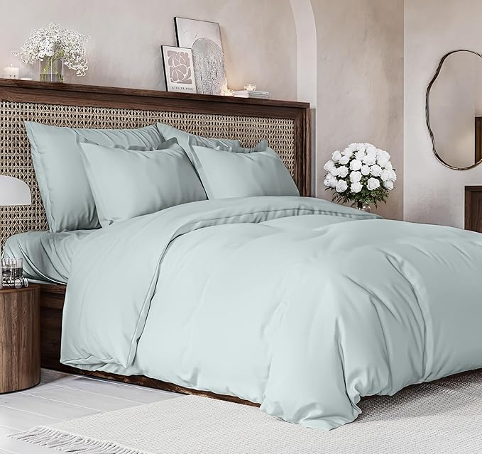 Duvet Cover King Size Set - Extra Soft King Size Duvet Cover 104 x 90 with 2 Pillow Shams - Hotel Luxury, Easy Care and Fade Free w/Zipper Closures & Ties - Comfy Breathable Bedding Set (Ice Blue)