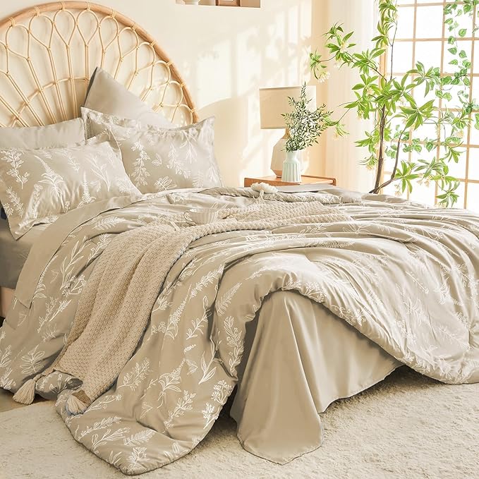 MUXHOMO Duvet Cover Full Size, Reversible Floral Beige Duvet Cover Set with Zipper Closure, 3 Pieces Botanical Patterns Soft Microfiber Bedding Set with 4 Ties (80"x90", 2 Pillow Cases)