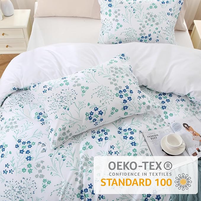 MUXHOMO Duvet Cover Queen Size, Reversible Floral Vintage Duvet Cover Set with Zipper Closure, 3 Pieces Botanical Patterns Soft Microfiber Bedding Set (90"x90", 2 Pillow Cases, Small Blue Flower)