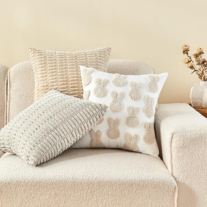 lifein 18x18 Pillow Covers-Throw Pillow Cover,Tufted Boho Jacquard Pillow Covers,Farmhouse Decorative Pillow Cover,Pillow Cases for Gift,Couch,Sofa,Bed,Chair,Living Room,Home Decor(18x18inch)