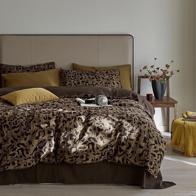 mixinni Leopard Duvet Cover Full Size Yarn-Dyed Leopard Print Jacquard Cotton Duvet Cover Set-Vintage Floral Pattern Bedding Set with Pillowcases Perfect for Him and Her-(Full Size, Brown)