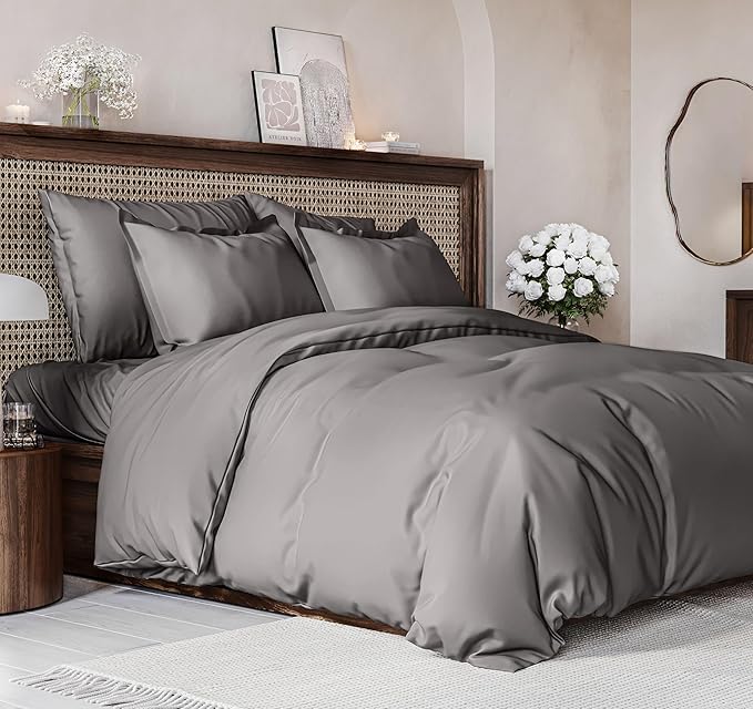 Duvet Cover Queen Size Set - Extra Soft Queen Size Duvet Cover 90 x 90 with 2 Pillow Shams - Hotel Luxury Easy Care and Fade Free w/Zipper Closures & Ties - Comfy Breathable Bedding Set (Dark Grey)