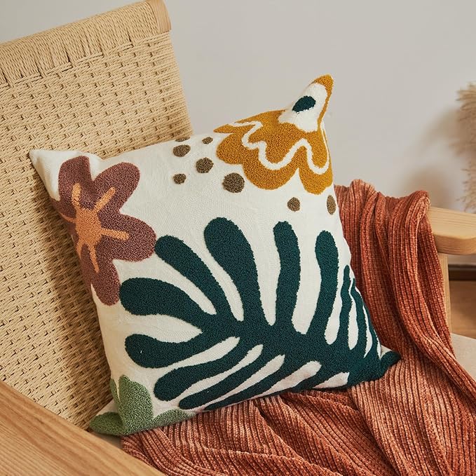 lifein 18x18 Pillow Covers-Throw Pillow Cover,Tufted Boho Jacquard Pillow Covers,Farmhouse Decorative Pillow Cover,Pillow Cases for Gift,Couch,Sofa,Bed,Chair,Living Room,Home Decor(18x18inch)