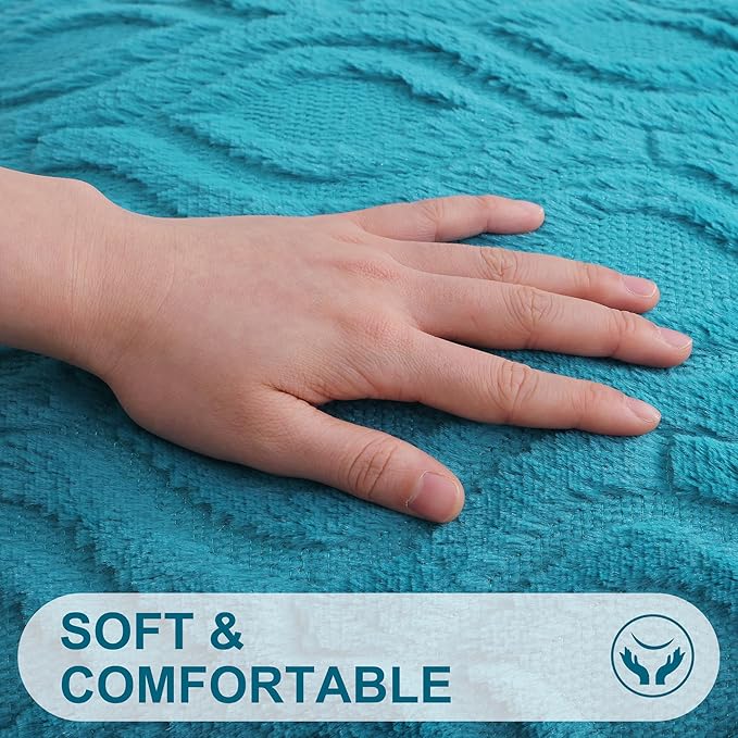 decorUhome Fall Throw Pillow Covers 20x20 Inch Set of 2, Soft Plush Decorative Faux Fur Teal Solid Couch Pillow Covers, Accent Farmhouse Neutral Square Euro Pillow Cases for Sofa Bed Living Room