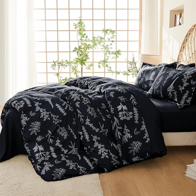 MUXHOMO Duvet Cover King Size, Reversible Floral Black Duvet Cover Set with Zipper Closure, 3 Pieces Botanical Patterns Soft Microfiber Bedding Set (90"x104", 2 Pillow Cases 20"×36")