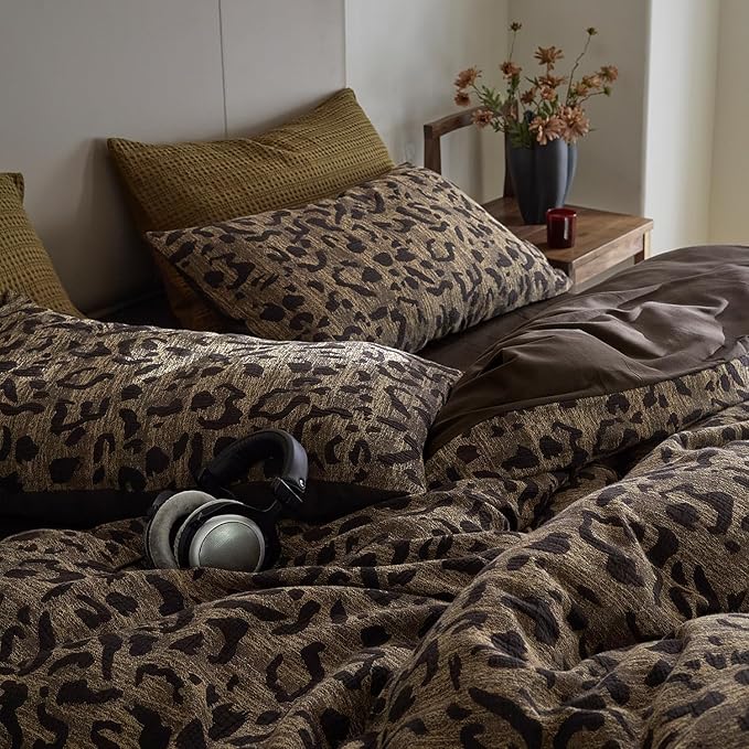 mixinni Leopard Duvet Cover King Size Yarn-Dyed Leopard Print Jacquard Cotton Duvet Cover Set-Vintage Floral Pattern Bedding Set with Pillowcases Perfect for Him and Her-(King Size, Brown)