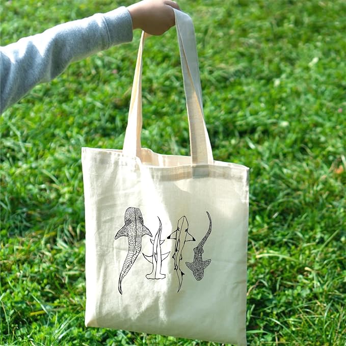 Shark Tote Bag Ocean Animal Canvas Bag Cute Cotton Canvas Tote Bag for Women Gift Resuable Grocery Bag Shopping Beach Shoulder Bag