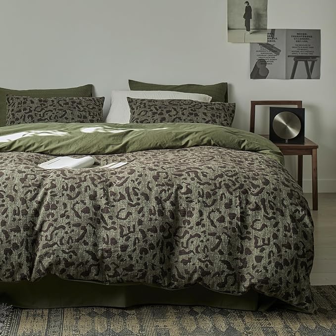 mixinni Leopard Duvet Cover King Size, Premium Yarn-Dyed Jacquard Cotton Duvet Cover with Green Leopard Print, Farmhouse Bedding Set with 2 Pillowcases Perfect for Him and Her-(King Size, Green)