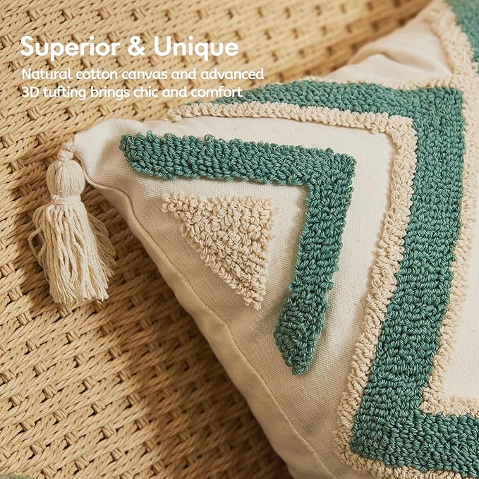 lifein 18x18 Pillow Covers-Throw Pillow Cover,Tufted Boho Jacquard Pillow Covers,Farmhouse Decorative Pillow Cover,Pillow Cases for Gift,Couch,Sofa,Bed,Chair,Living Room,Home Decor(18x18inch)