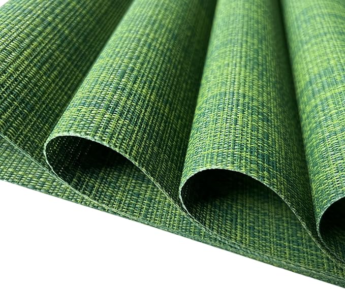 WAZAIGUR Placemats Set of 4 for Dining Table Heat-Resistant Washable Place Mats Woven Vinyl Kitchen Table Mats Easy to Clean,Hunter Green