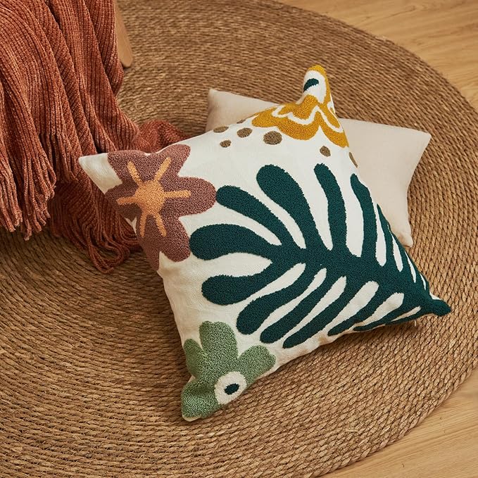 lifein 18x18 Pillow Covers-Throw Pillow Cover,Tufted Boho Jacquard Pillow Covers,Farmhouse Decorative Pillow Cover,Pillow Cases for Gift,Couch,Sofa,Bed,Chair,Living Room,Home Decor(18x18inch)