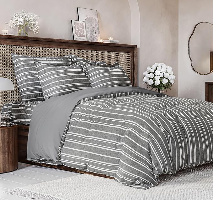 Duvet Cover Full Size Set - Extra Soft Full Size Duvet Cover 80 x 90 with 2 Pillow Shams - Hotel Luxury Easy Care and Fade Free w/Zipper Closures & Ties - Comfy Breathable Bedding Set (Grey Stripes)