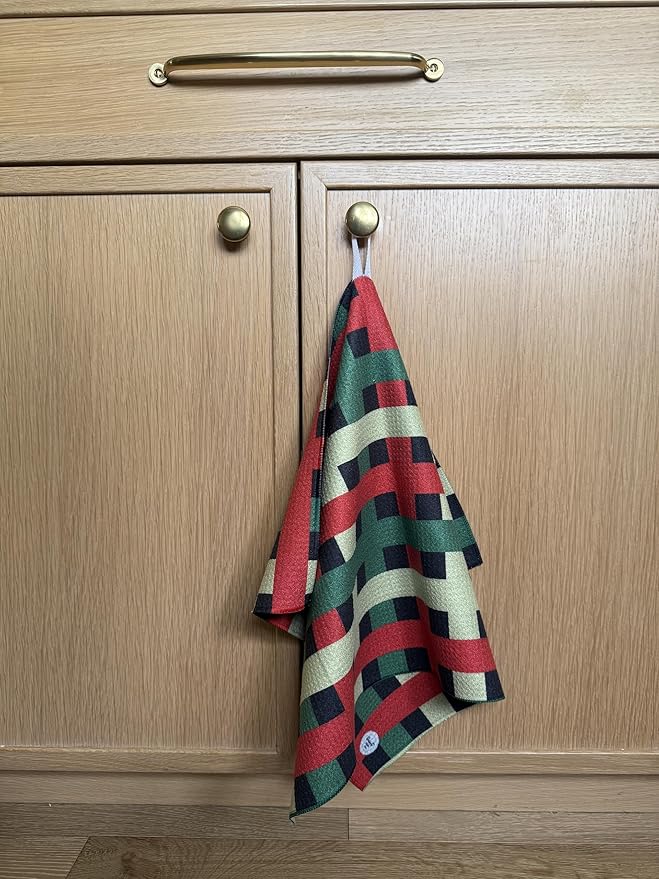 || 3 Pack|| Double Sided Dish Towels || Waffle Weave Microfiber || Tea Towels || Highly Absorbent || Hanging Loop || Dish Cloths || Modern || Designer Prints (Christmas Black)