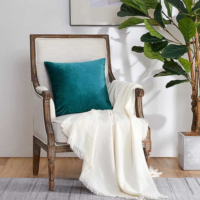 GIGIZAZA Decorative Throw Pillow Covers 16 x 16, Teal Peacock Green Soft Pillow Covers Velvet,Set of 4 Decor Square Cushion Covers